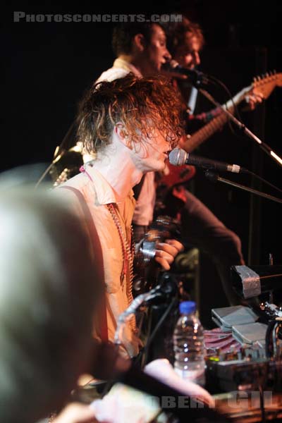 MYSTERY JETS - 2006-09-21 - PARIS - La Maroquinerie - 